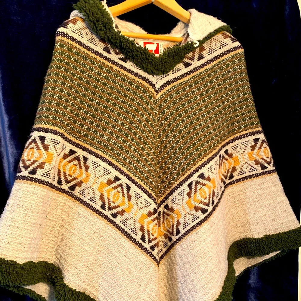 Bohemian Cape 100% wool